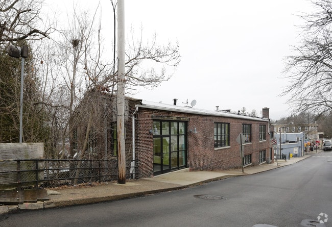 Building Photo - The Lofts at Narberth Station