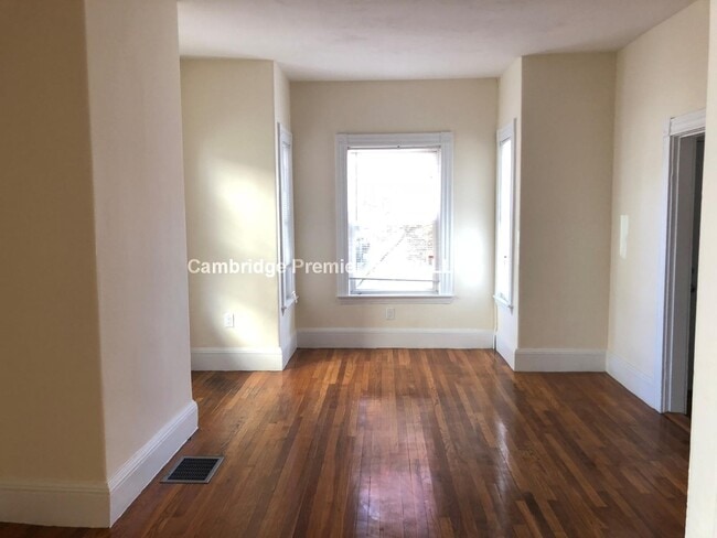 Photo - 55 Bonair St Unit 1