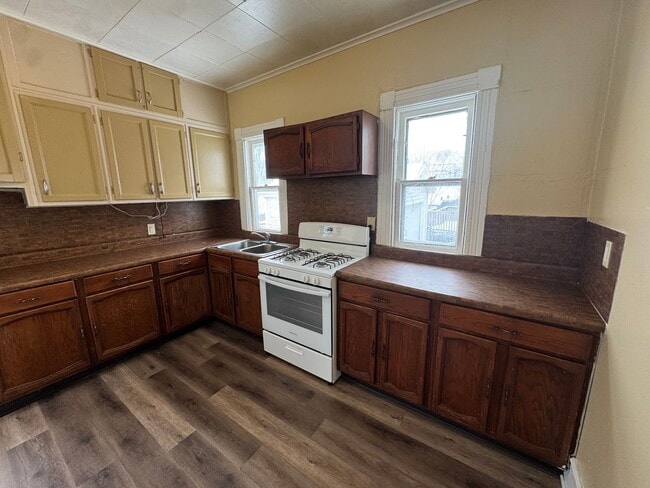 Photo - 810 S 17th St Unit 1