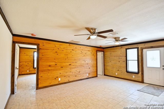 Photo - 1155 Farm To Market 2722