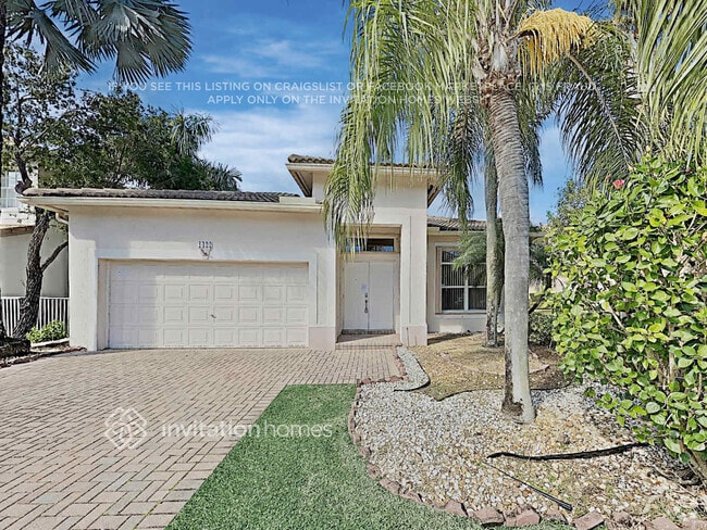 Building Photo - 1422 SW 158th Ave Rental