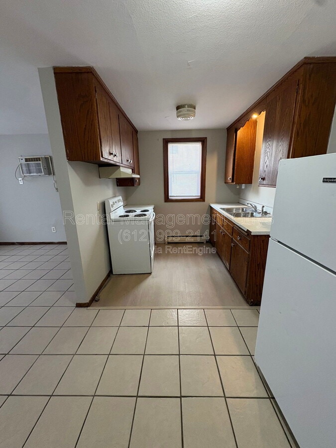 Photo - 3841 N Thomas Ave Unidad 2