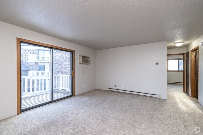 2BR, 1BA - 975SF - Living Room