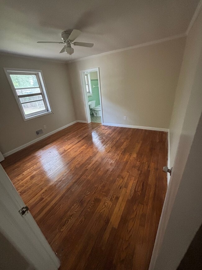 Photo - 3413 Millerfield Rd