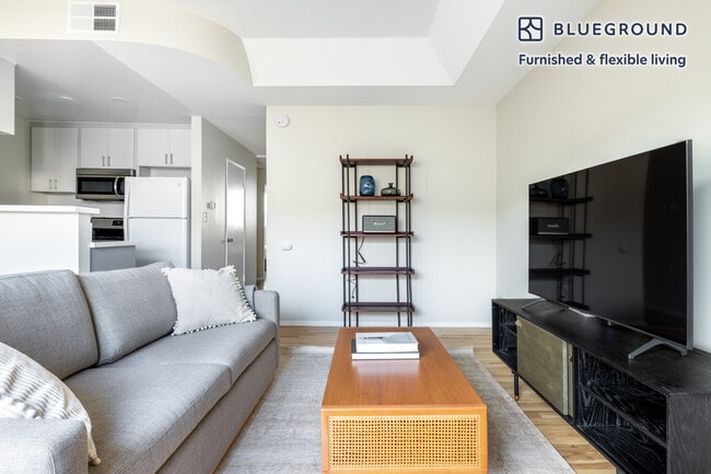 Photo - 1423 N Curson Ave Unidad FL2-ID417