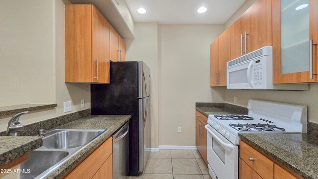 Photo - 6900 E Princess Dr Unidad 1116