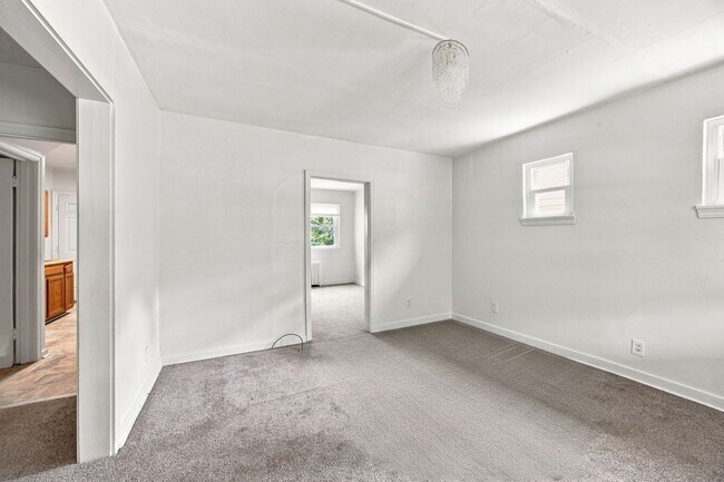 Photo - 2937-2939 Freeland St Unit 2939 Freeland St