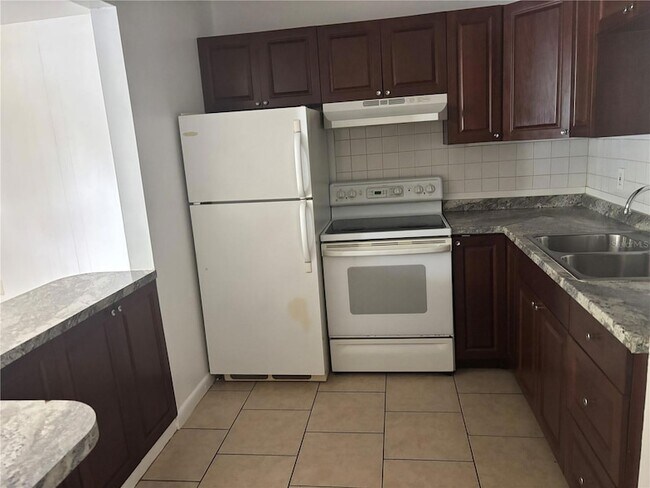 Photo - 2501 Harn Blvd Unit G9