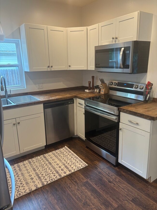 Photo - Partially Furnished Rental Walking Distance to Downtown Black Mountain!