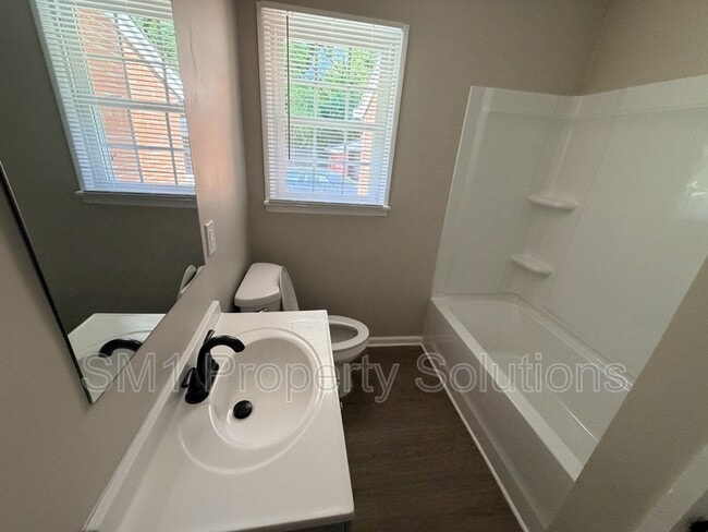 Photo - 1910 Britton St