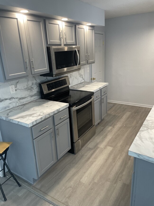 Photo - 6236 Natchez Dr