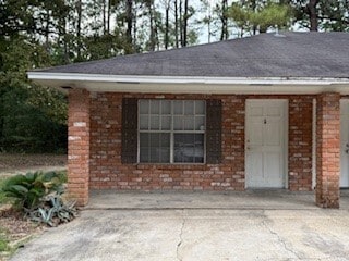 Building Photo - 42185 Deborah Dr Rental