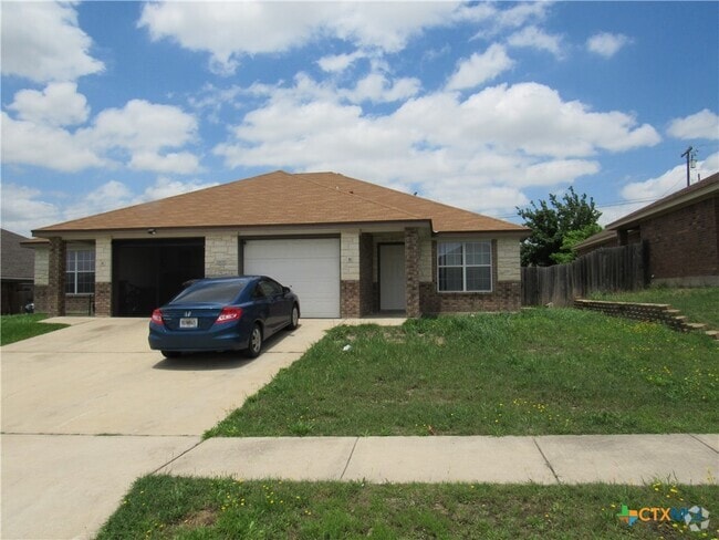 Building Photo - 1409 Cinch Dr Rental