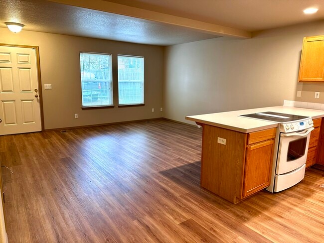 Photo - 3312 SE Concord Rd