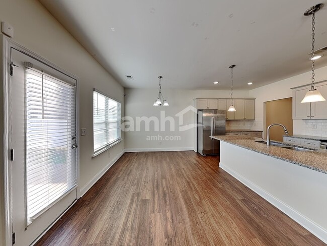 Photo - 1467 Persimmon Trce