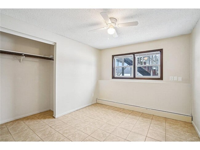 Photo - 17256 Kenyon St NE