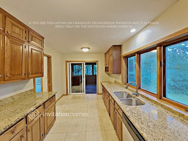 Photo - 1937 Oakland Rd