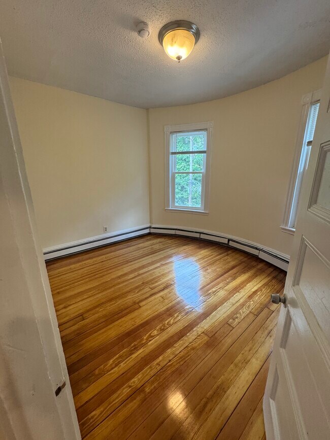 Photo - 64 Fisher Ave Unidad 3