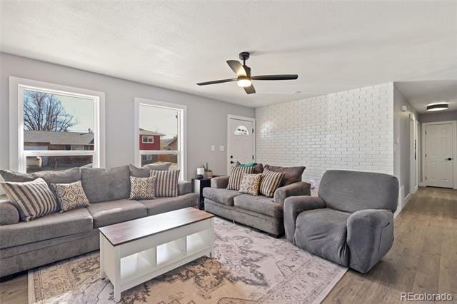 Photo - 404 Shield Rd