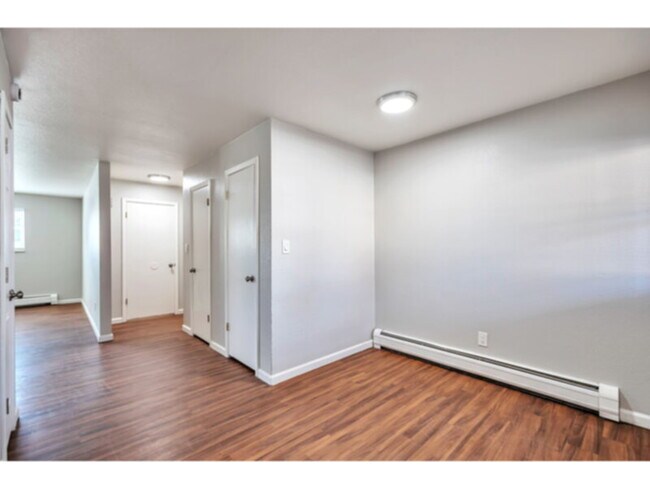 Photo - 5339 S Elati St