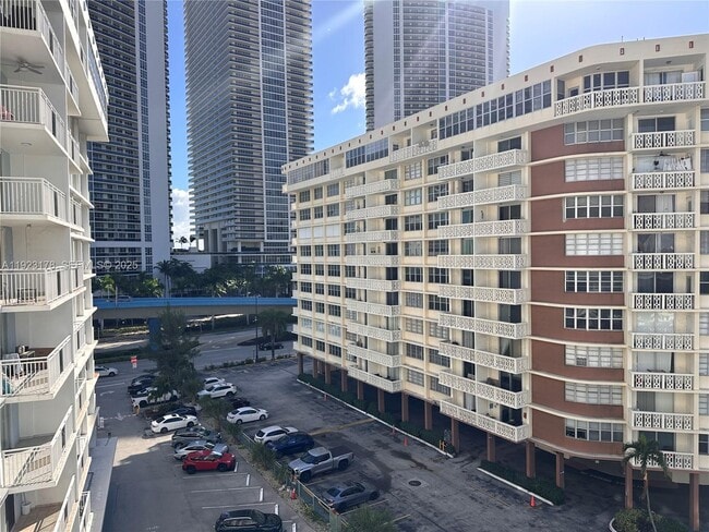 Photo - 1801 S Ocean Dr Unit 740