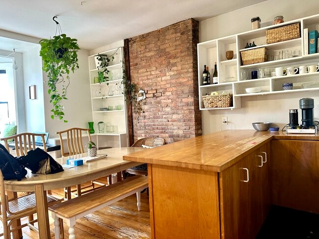 Photo - 540 Massachusetts Ave Unit 4