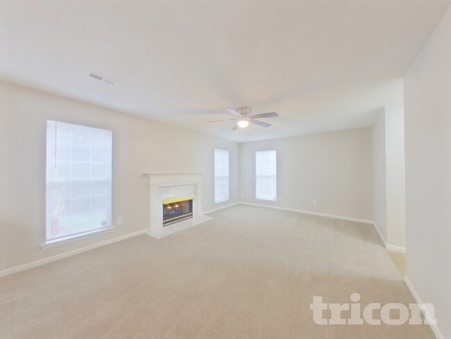 Photo - 7948 Travers Run Dr