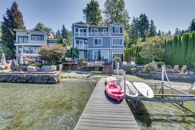 Building Photo - 5bd/3.75ba Sammamish Home