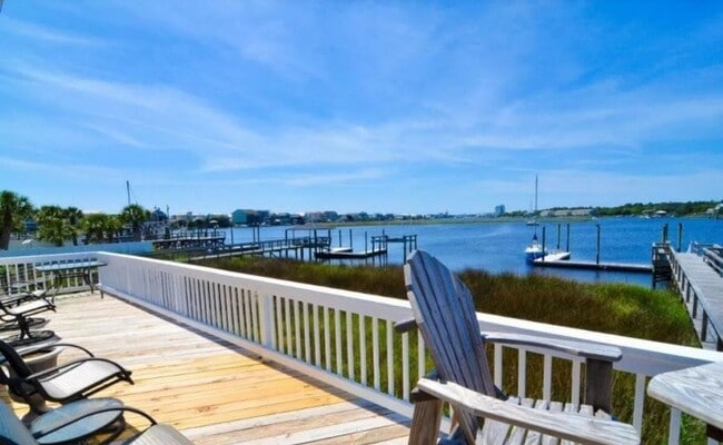 Photo - TIME TO SECURE YOUR BOATER'S PARADISE FOR ...