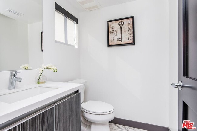 Photo - 5812 Virginia Ave