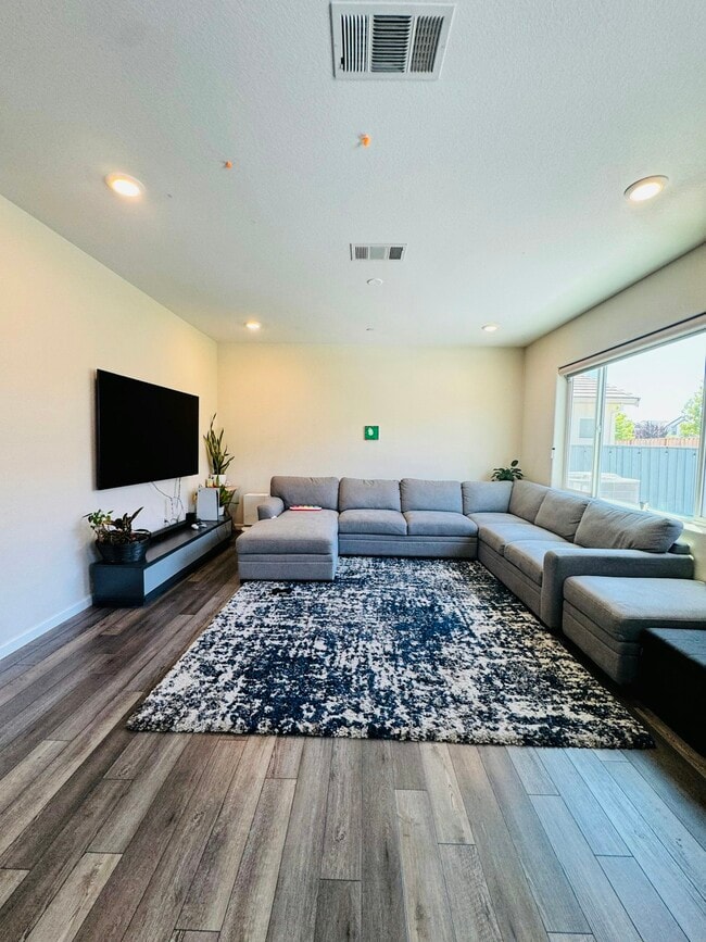 5356 Knights Valley Ln