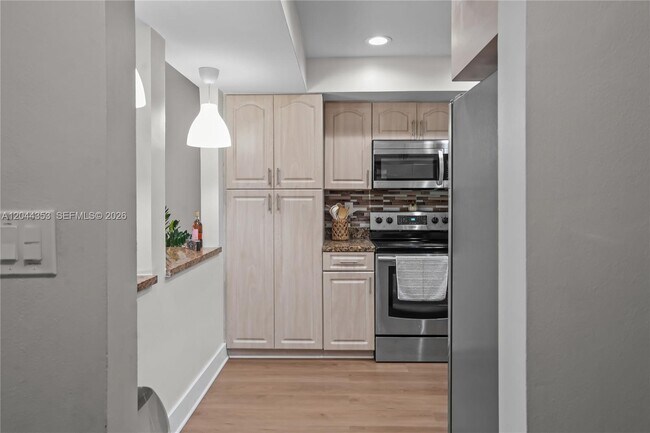 Photo - 9015 SW 96th Ave