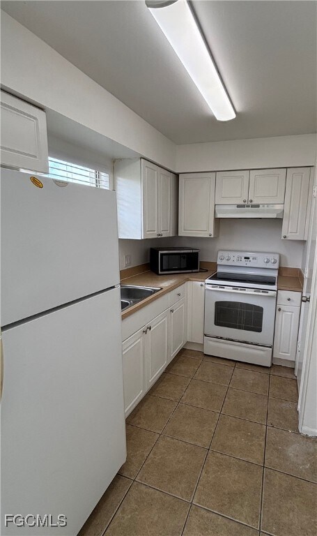 Photo - 1320 Academy Blvd Unit 4