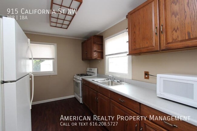 Photo - 915 California St NW