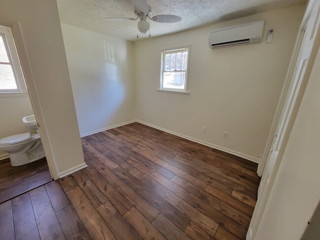 Photo - Wonderful spacious country home