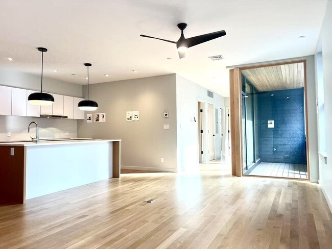 Photo - 145 Willow St Unidad 2