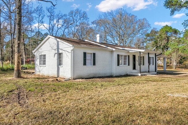 Photo - 185 Weiss Bluff Rd