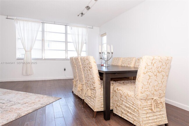 Photo - 2750 NE 183rd St Unit 1207