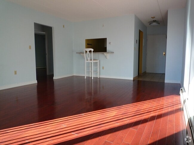 Building Photo - 301 Lowell St Unit 34 Rental