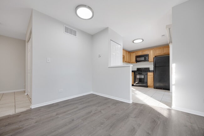 Photo - 47 Gant Cir Unit G