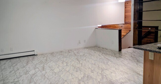 Photo - 1240 Joyce Dr