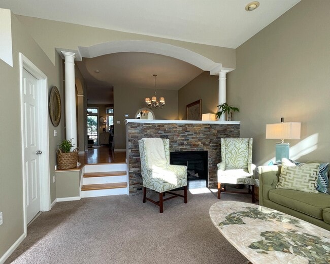 Photo - 4085 Waterford Dr