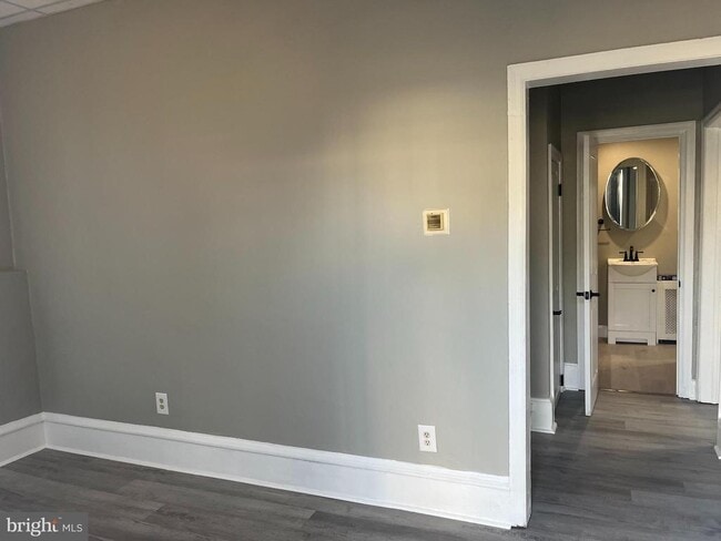 Photo - 2666 Bridge St Unit 1ST FLOOR FRONT