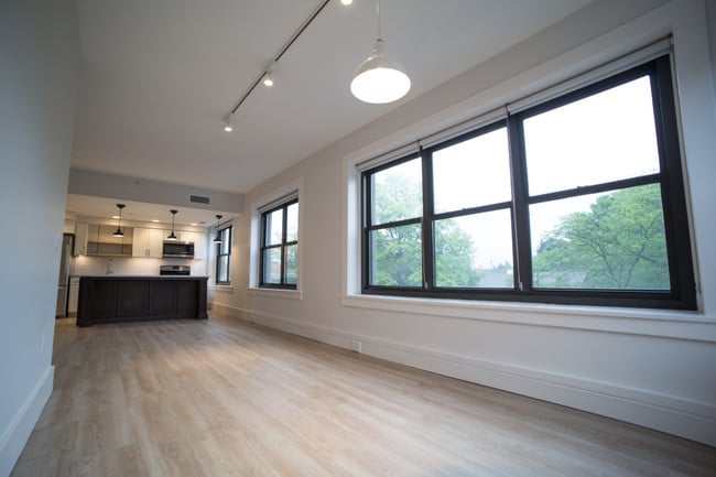 The Elizabeth Apartments - The Elizabeth Apartments