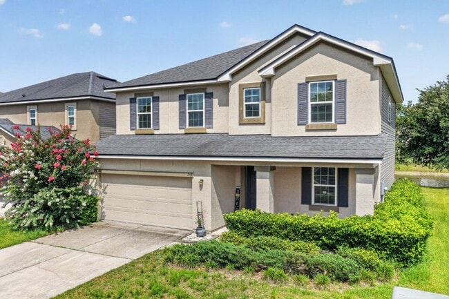 Photo - Large 4 bedroom home in Oakleaf