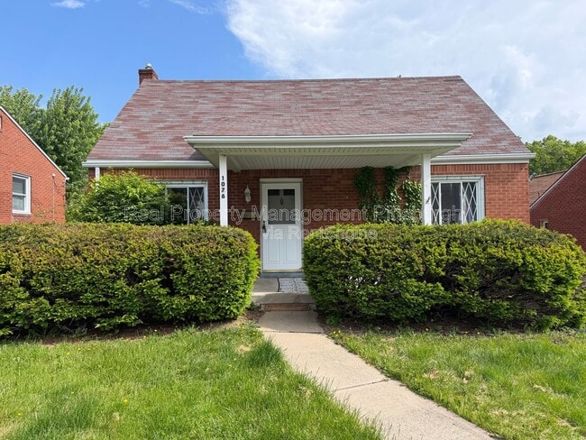 Building Photo - 1076 Thornwood Dr