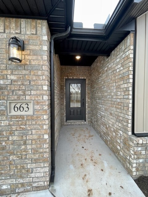 Photo - 663 Brimwood St