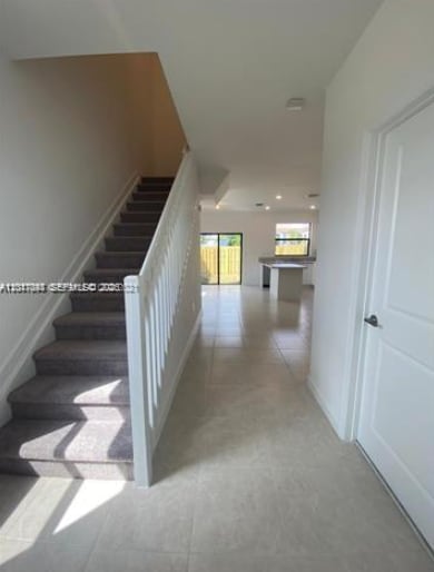 Photo - 575 NE 208th Ter