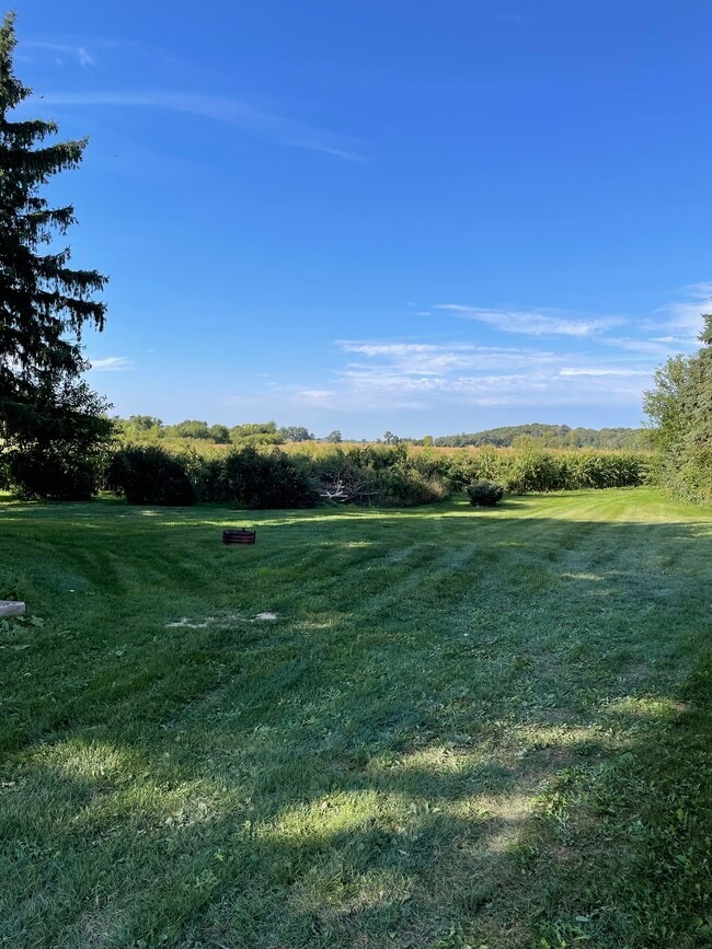 Photo - W7772 US-12