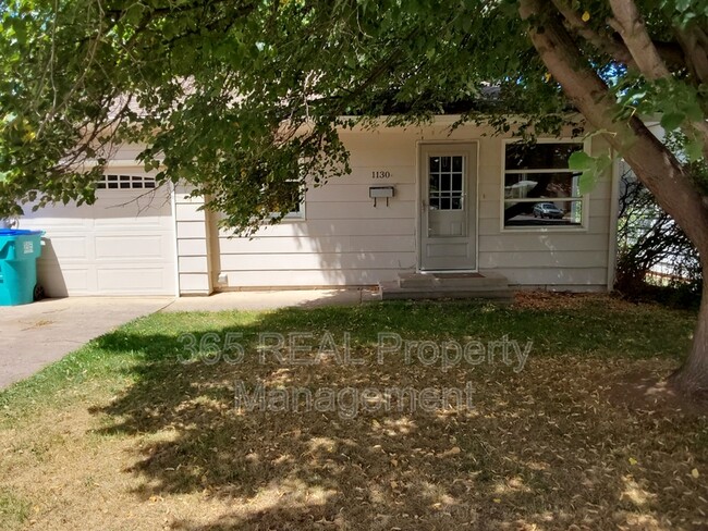 Photo - 1130 W Myrtle St House